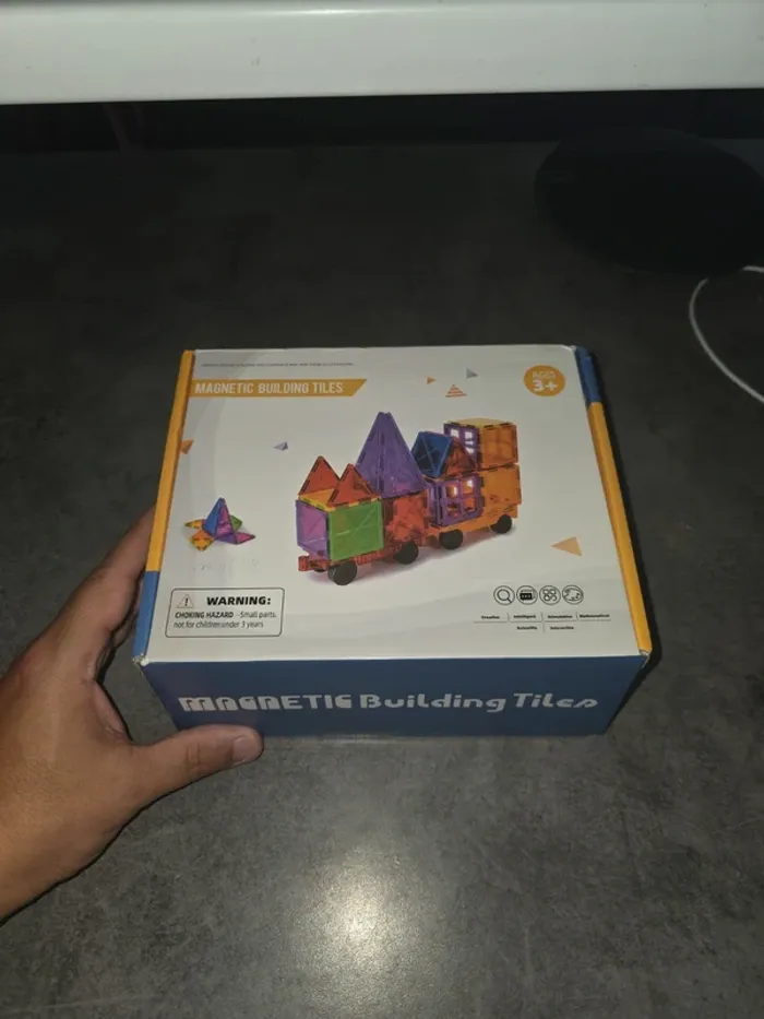 [NEUF] Jeu de construction magnétique 60 pièces