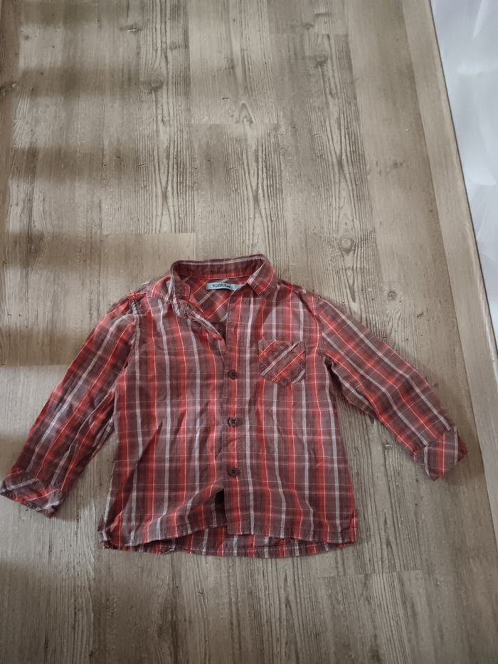 Chemise tape à l'œil