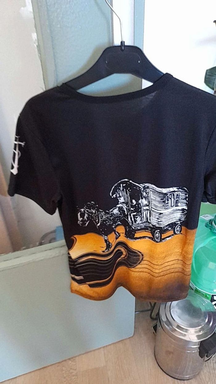 Tee-shirt - photo numéro 2