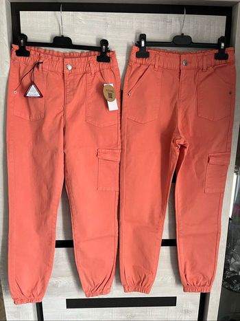 Lots 2 pantalons cargo fille Kiabi