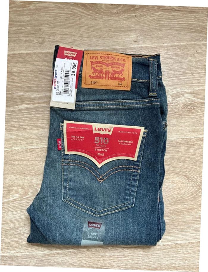 Jean Levis 510 skinny 10 ans bleu délavé neuf