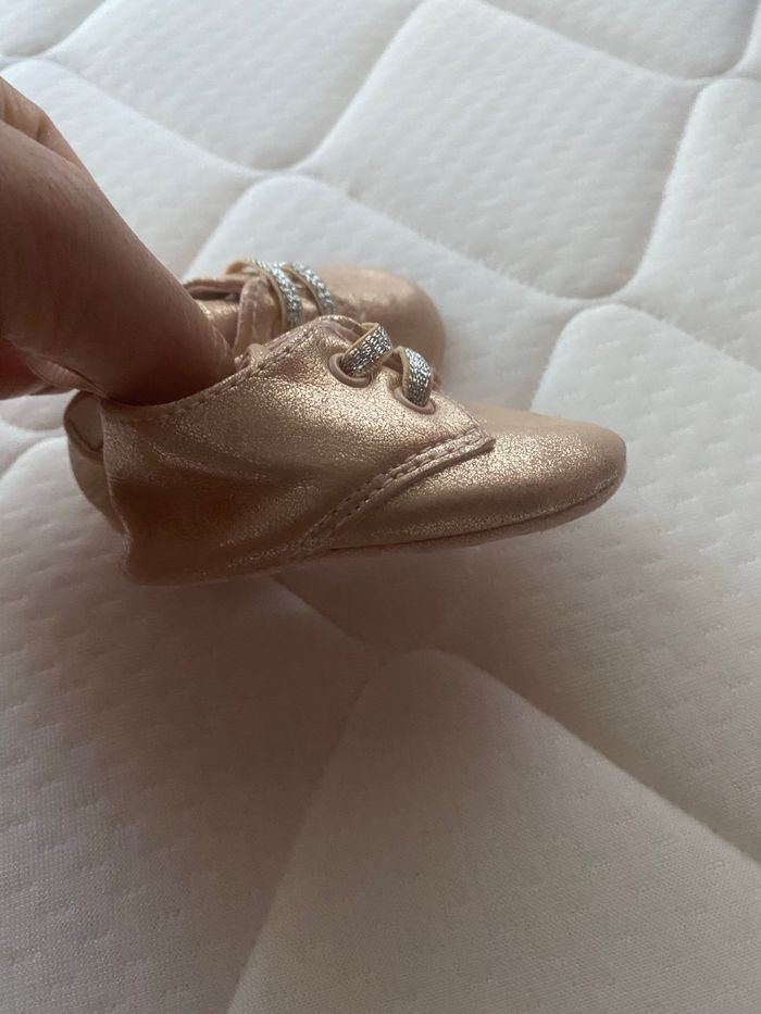 Chaussure pour bébé fille - photo numéro 2