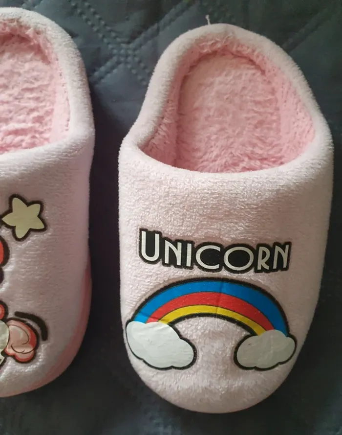 Chausson hiver, motifs, licorne, rose P: 23 - photo numéro 5