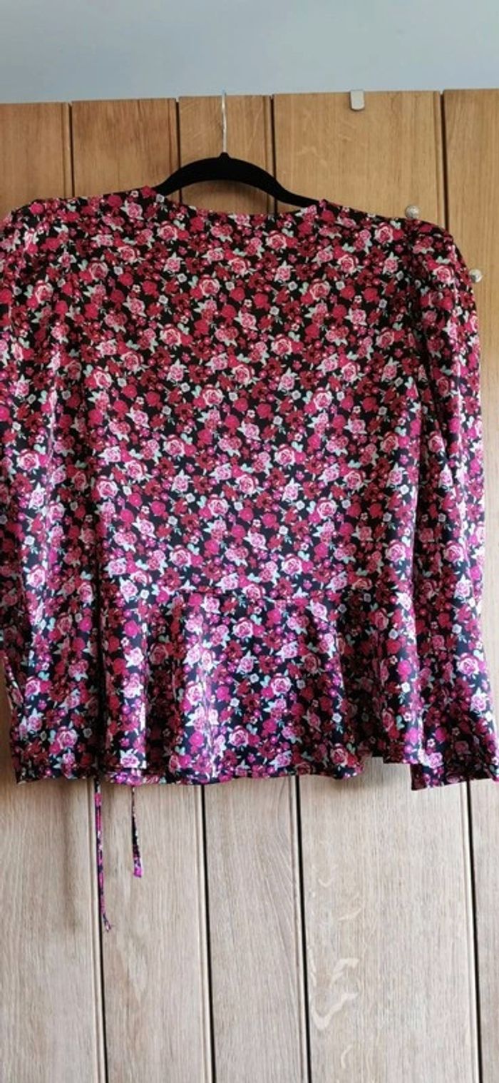 Top peplum cache-coeur fleuri kiabi - photo numéro 6