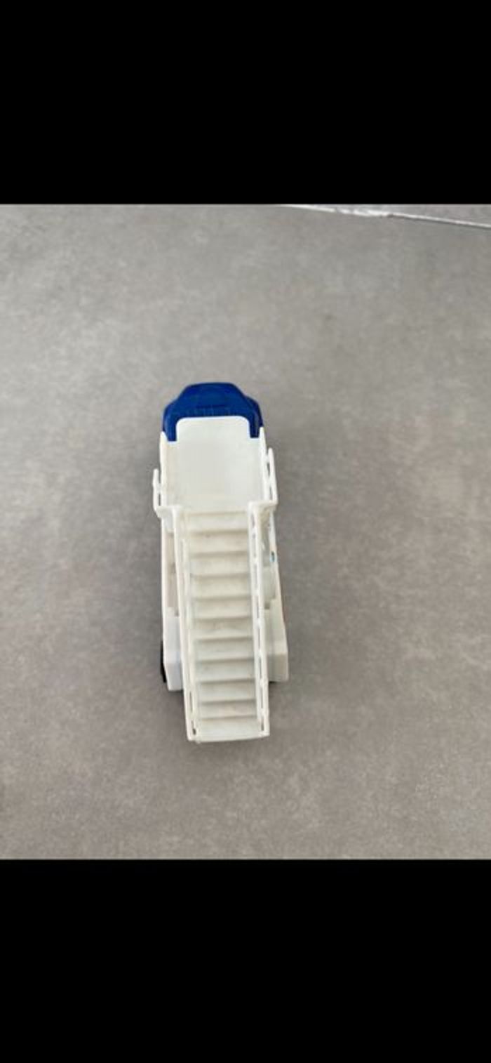 Jouet voiture Airport Aéroport - photo numéro 3