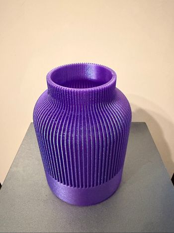 Vase décoratif type Japandi