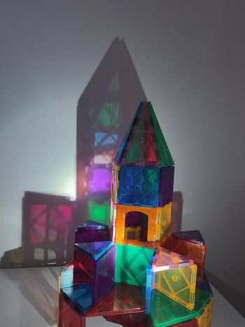 Magnetic Tiles –  construction magnétique,  motricité fine