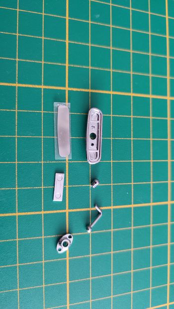 Pièce du fascicule n°72 numéro 72 pièce détachée Alpine A110 1/8 1/8e 1/8ème Eaglemoss #E43