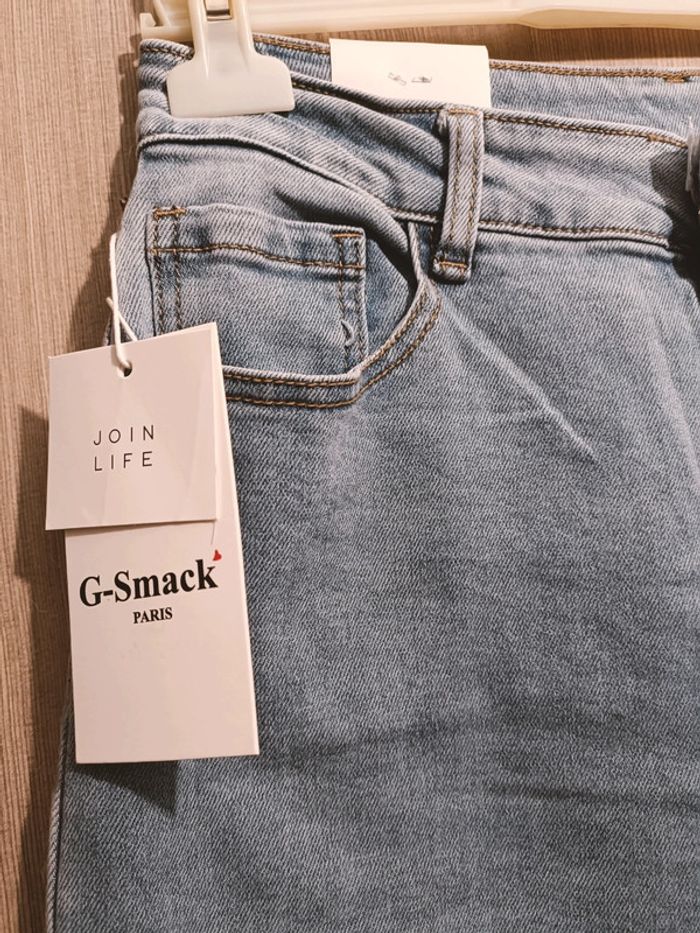 Jean neuf taille 40 - photo numéro 3
