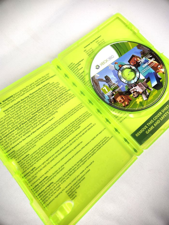 Jeu XBox 360 Minecraft - Version PAL - Pochette Anglaise - photo numéro 4