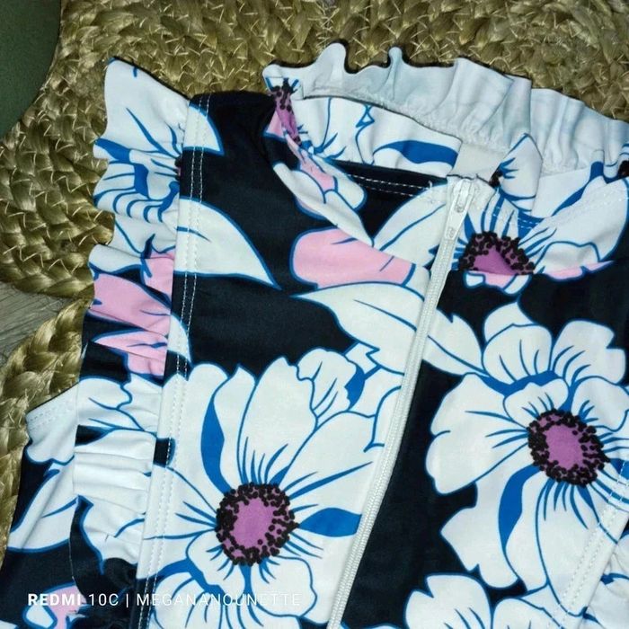 👙 Maillot de bain fille 1 pièce - Taille 4 ans - Boutique Indépendante🌸 - photo numéro 5