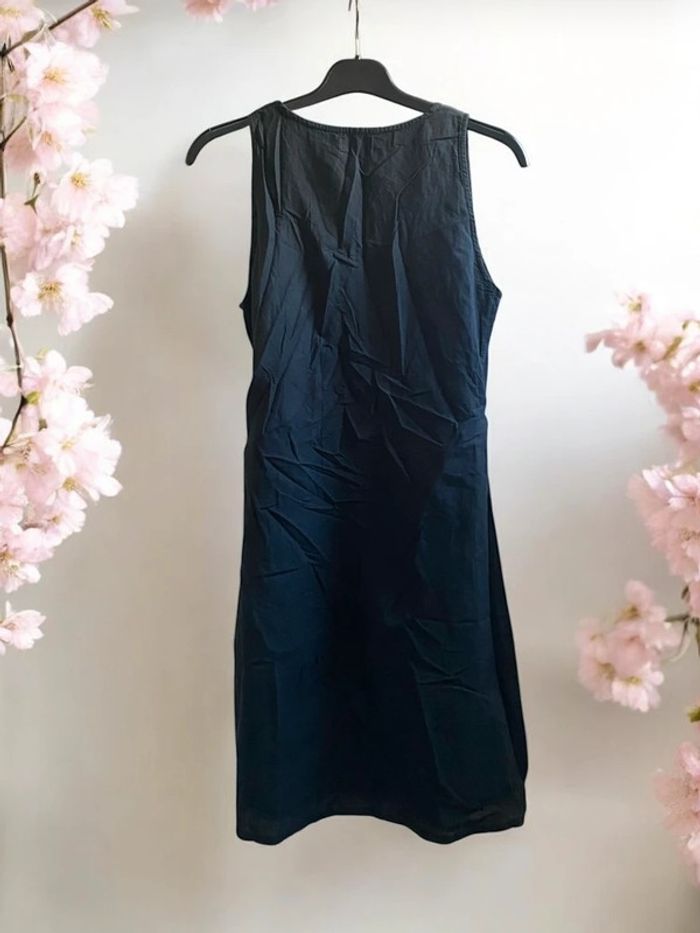 🎀 Robe noire femme,avec broderies taille M 100% Cotton🎀 - photo numéro 2