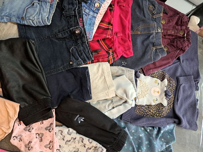 Lot d'hiver fille taille 92 ..20pieces - photo numéro 2