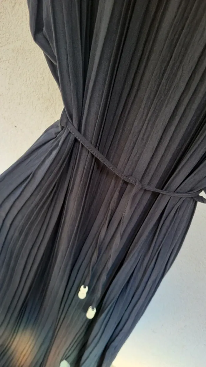 Robe plissée - photo numéro 3