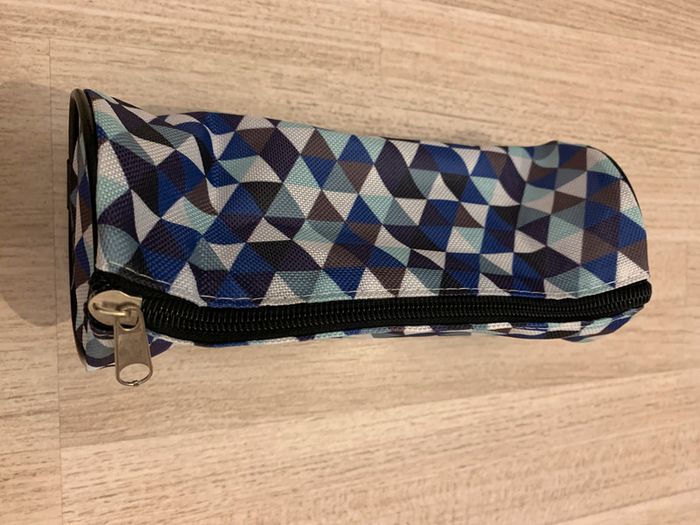 Divers trousses tube