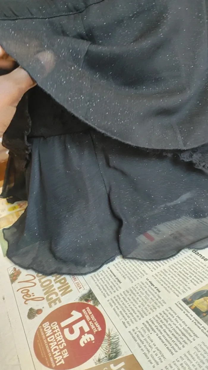 Robe sans manche dentelle volant longueur mi-cuisse - photo numéro 7