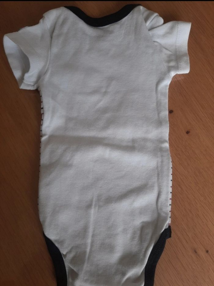 Bodie manches courtes - photo numéro 3