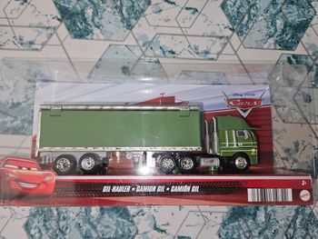 Camion cars véhicule moulé sous pression Gil Hauler de Mattel Disney•Pixar Cars