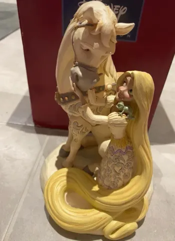 Figurine disney traditions raiponce woodland