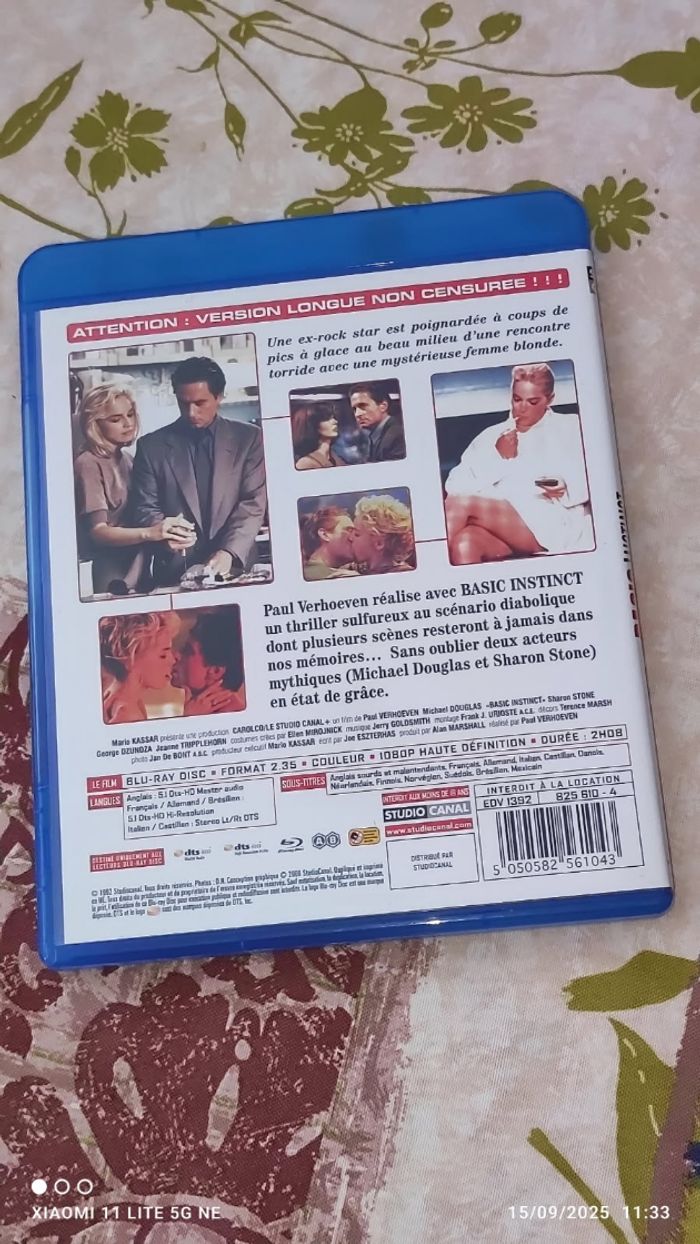Blu Ray Basic Instinct : Édition non-censurée (Paul Verhoeven, Sharon Stone, Michael Douglas) - photo numéro 2