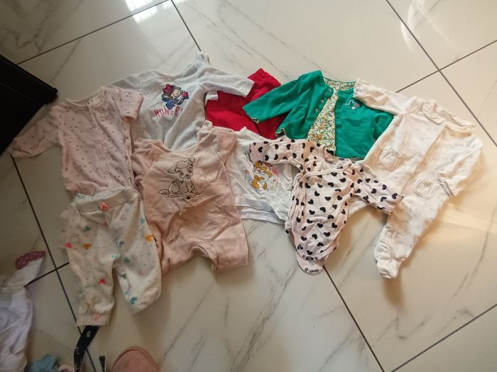 Lot 3 mois fille - photo numéro 3