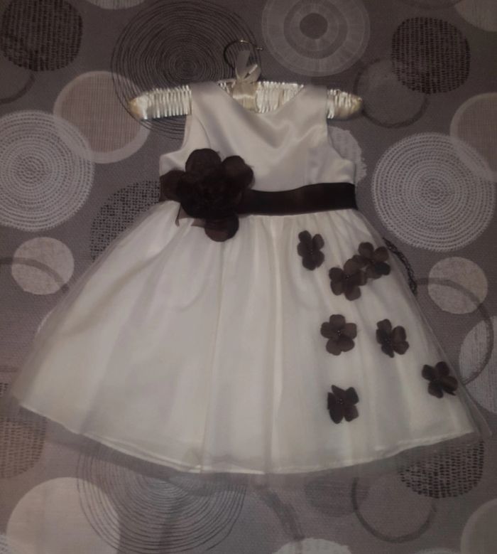 Robe de cérémonie - photo numéro 2