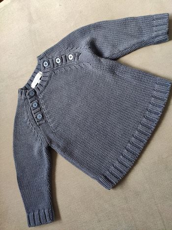 Pull bleu tex 9 mois