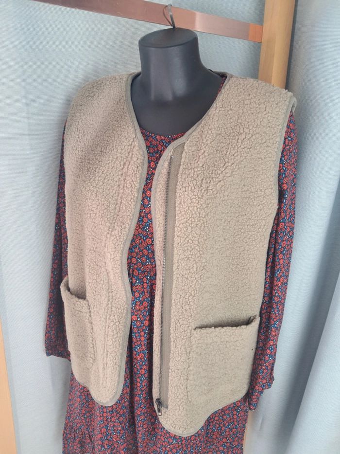 Adoré Paris gilet zip sans manches mouton synthétique 38/40 - photo numéro 3
