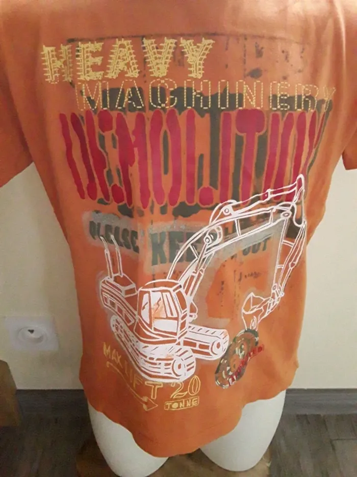 Tee-shirt manches courtes 6 ans  (114 cm) - photo numéro 3