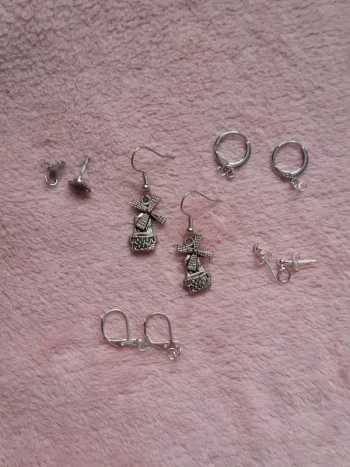 boucles d’oreilles Moulin Rouge