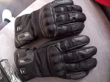 Gants chauffants moto Furygan taille M 8