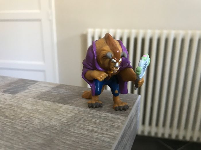 Figurine la belle et la bête