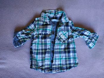 chemise à carreaux
