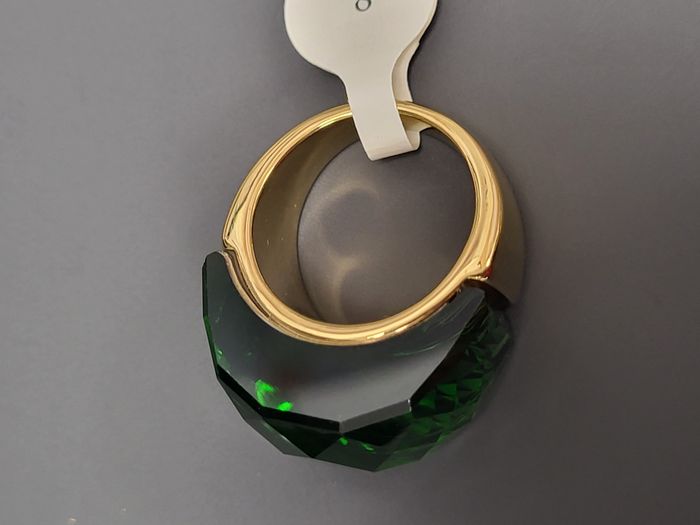 Bague acier inoxydable doré cristal vert taille 8 - photo numéro 3