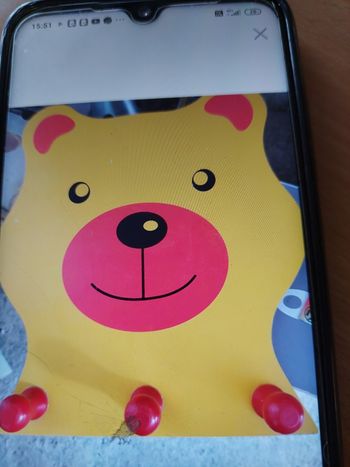 Porté manteau enfant tête d'ours colorée