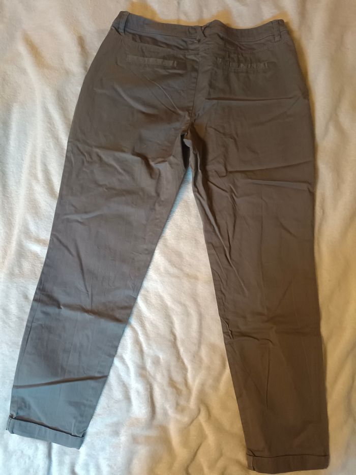 Pantalon femme C&A – Taille 44 – Neuf (juste lavé) - photo numéro 5