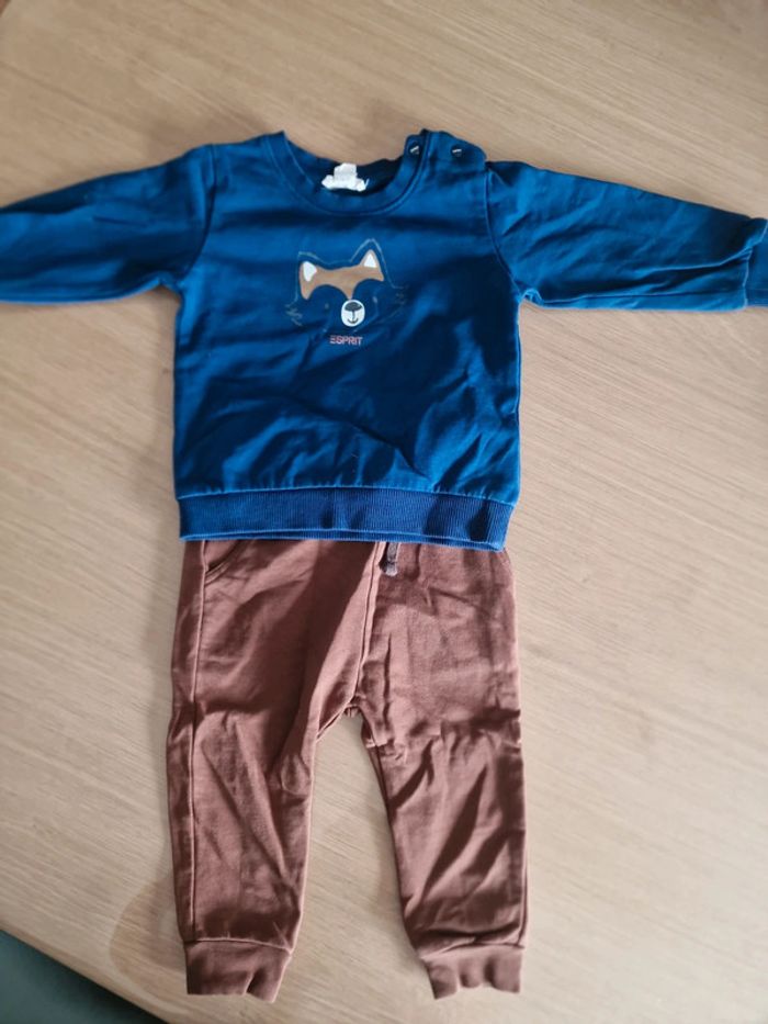 Sweat et pantalon esprit tbe comme neuf 12 mois 74cm