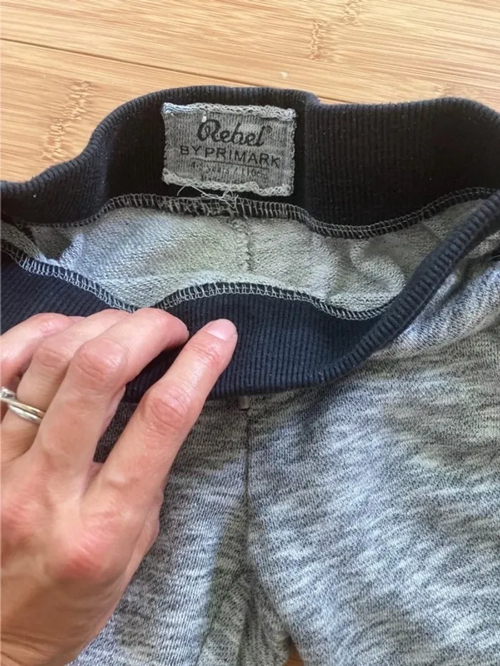 5 ans - Lot de 2 short / bermuda en molleton - photo numéro 5