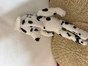 Peluche chien IKEA dalmatien blanc tâches noires Gosig Vovven 