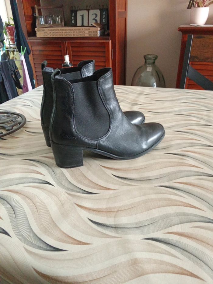 Bottines à talons noires en cuir Kickers 39 - photo numéro 2