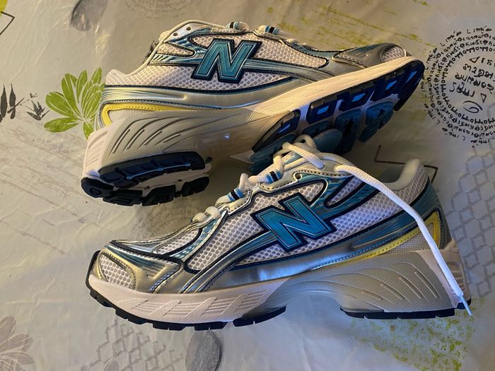 New balance 740