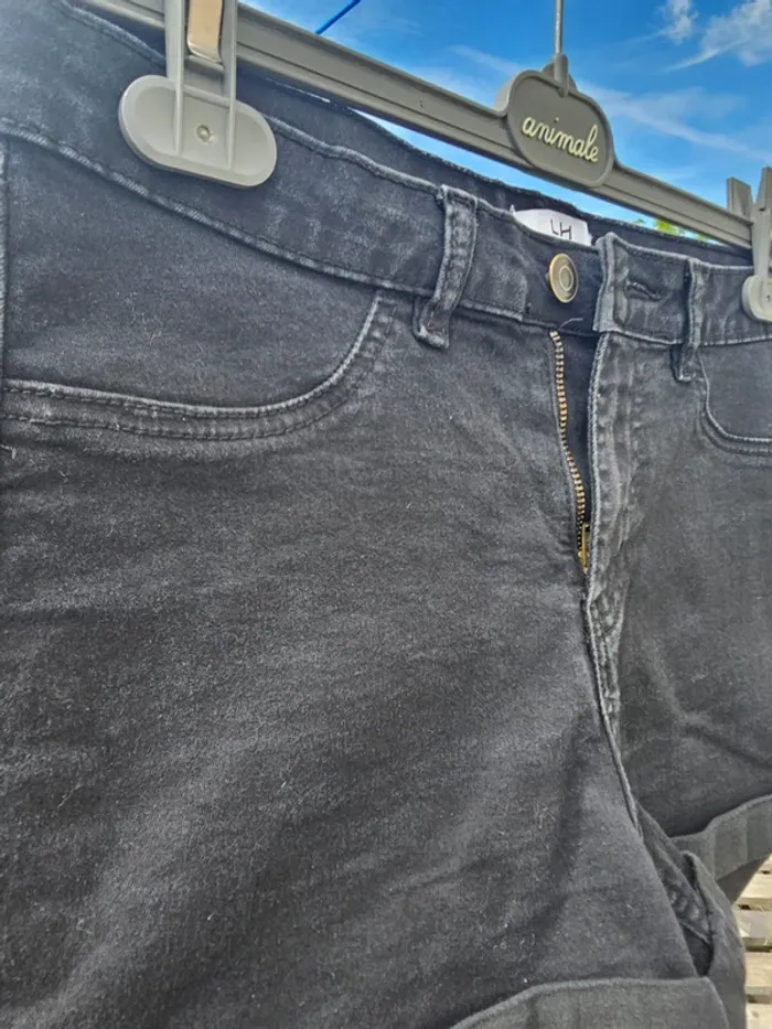 Short jeans noir t 40 femme - photo numéro 2