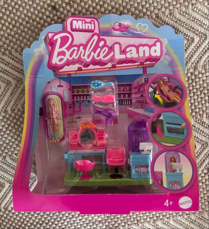 Ensemble d’accessoires pour Mini Barbie Land – Neuf