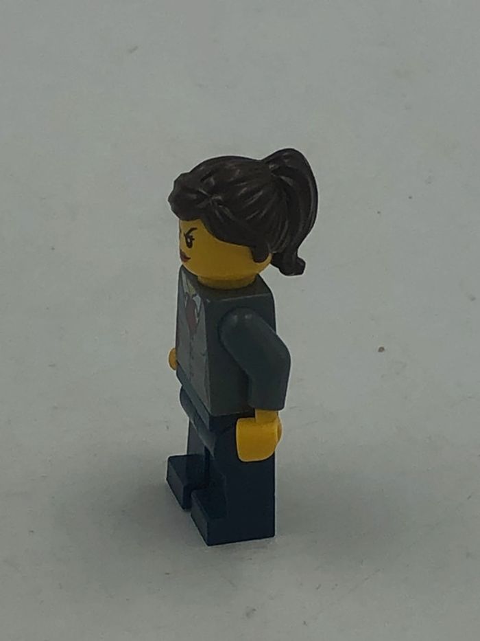 Figurine Lego City femme de bandit - photo numéro 4