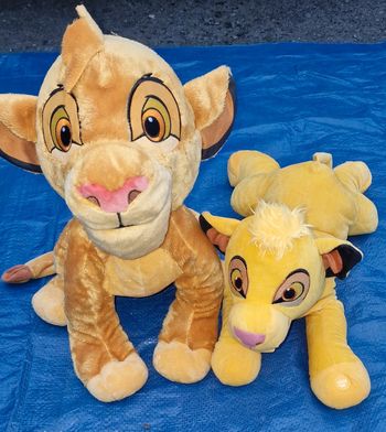 Lot 2 peluche simba