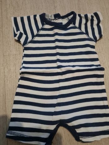 Combinaison short manche courte 3 mois