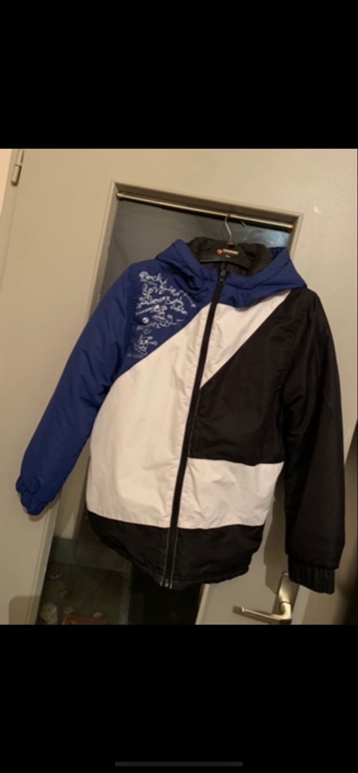 Manteau style doudoune marque longboard taille 12ans - photo numéro 2