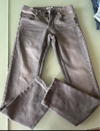 Jean neuf gris gemo 10 ans