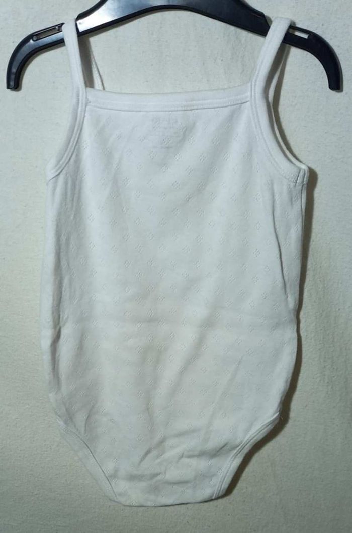 Body blanc sans manche Kiabi - photo numéro 4