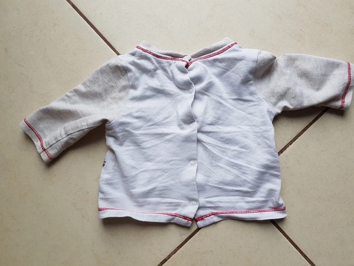 T-shirt manches longues garçon 3 mois - photo numéro 3